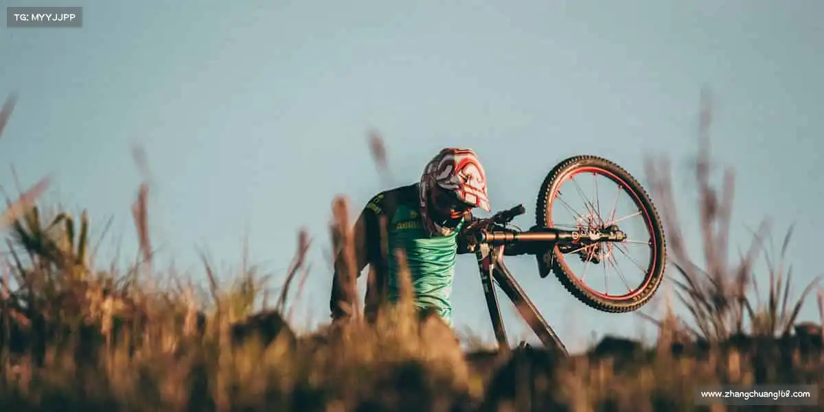 milan米兰🏋️♀️举起的不只是杠铃,更是对生活的全力以赴!来这儿,释放你的力量!